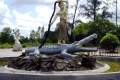 084-Statue-of-Neang-Rom-Sai-Sok-Goddess-let-down-long-hair-and-Ah-Thuun-the-crocodile-park-nearIndependence-Beach-Sihanoukvile