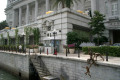 040-view-of-sculpture-from-Cavenagh-Bridge