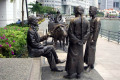 044-The-River-Merchants-sculpture-near-Boat-Quay