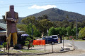 Glenrowan-Big-Ned-Kelly-with-Mt-Glenrowan-in-background